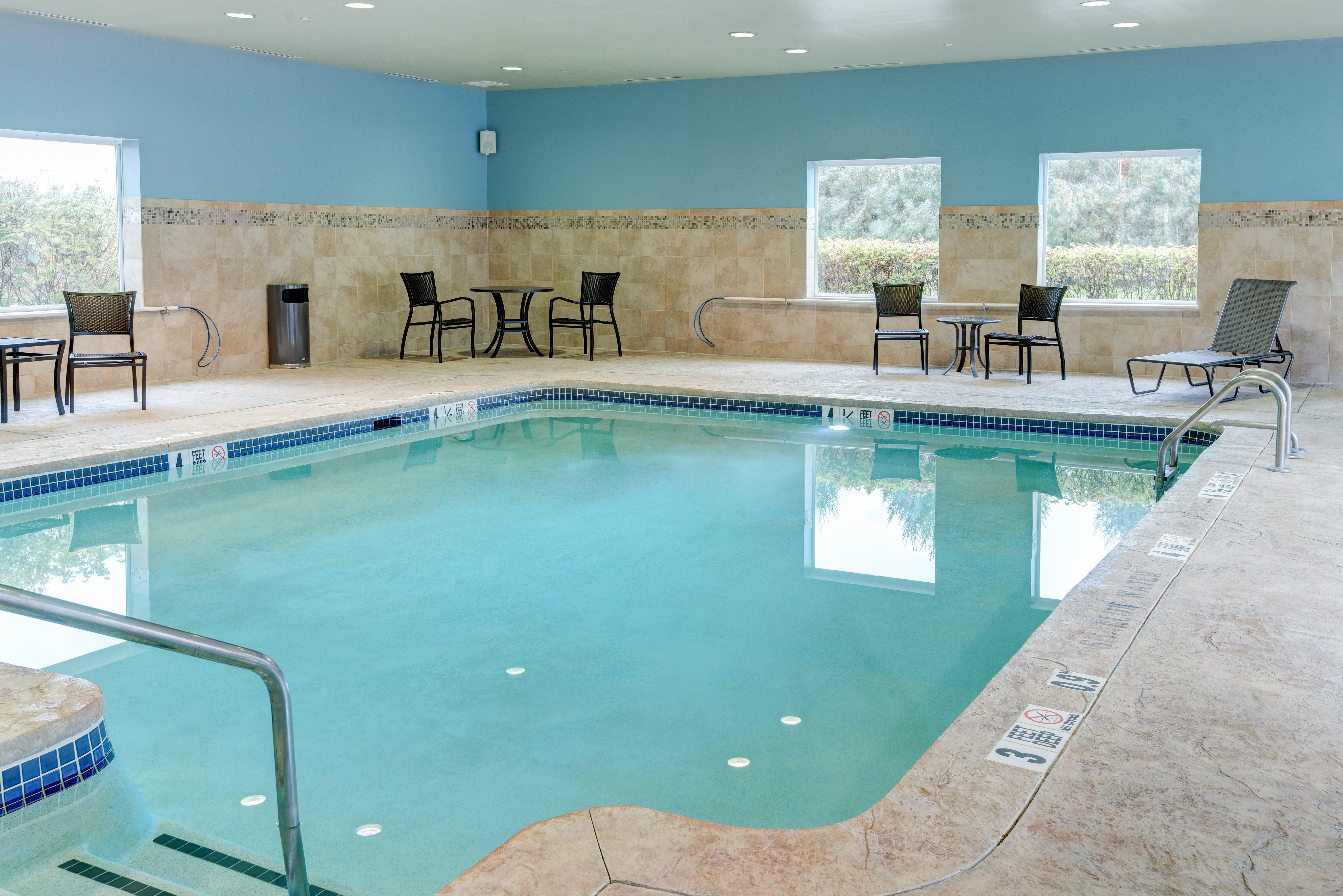 Holiday Inn Express & Suites West Long Branch - Eatontown By Ihg Екстериор снимка